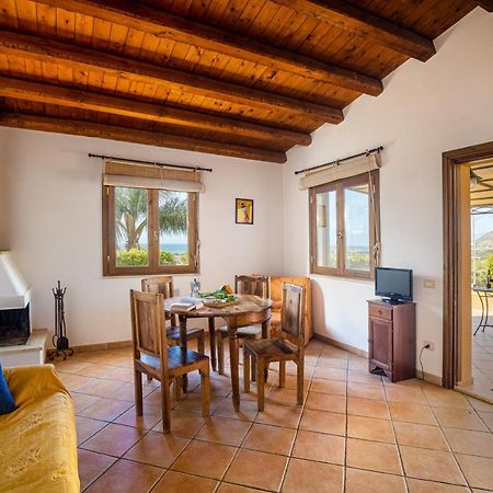 Solemar Sicilia - Le Casette Di Calzata Campofelice Di Roccella Exterior foto